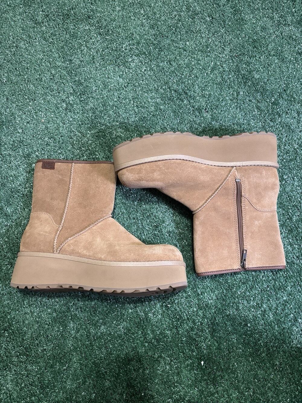 Ugg Australia Women's Classic Short Zip Suede Boots - Chestnut, 9.5